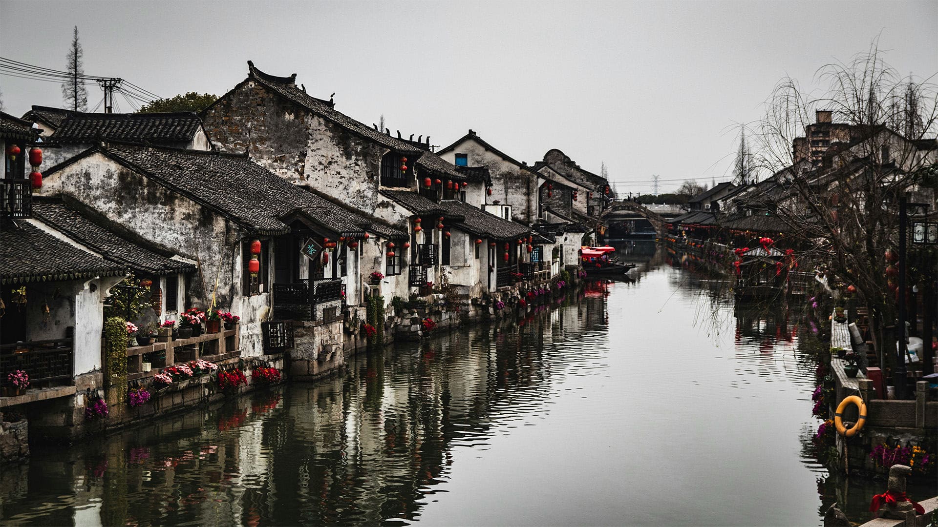 西藏悦游者旅行社有限公司驻马店营业网点 - 江南水城